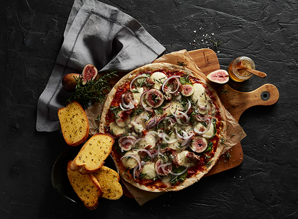 https://www.hospitalitydirectory.com.au/images/product_images/Tip-Top/Product-News/2024/2024Aug1_Gourmet-Pizza/Tip-Top_Gourmet-Pizza1.jpg